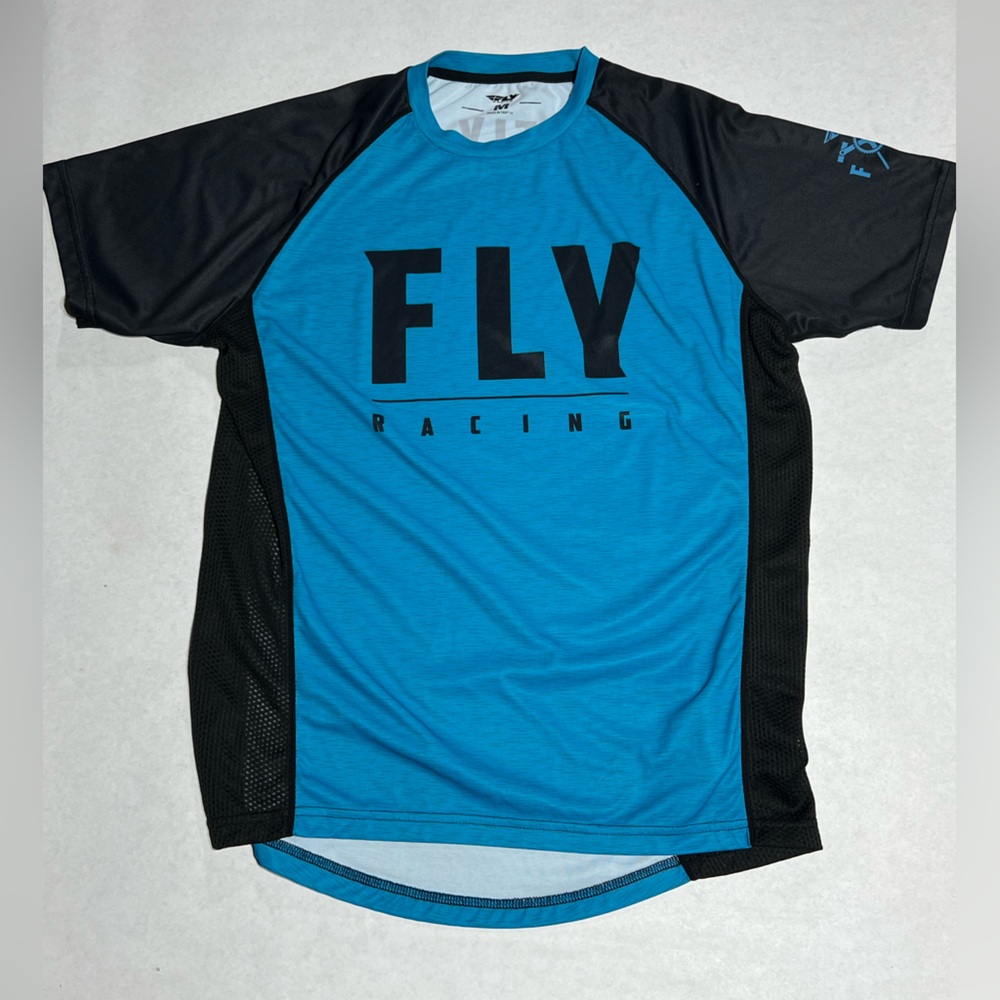Fly racing jersey size medium.